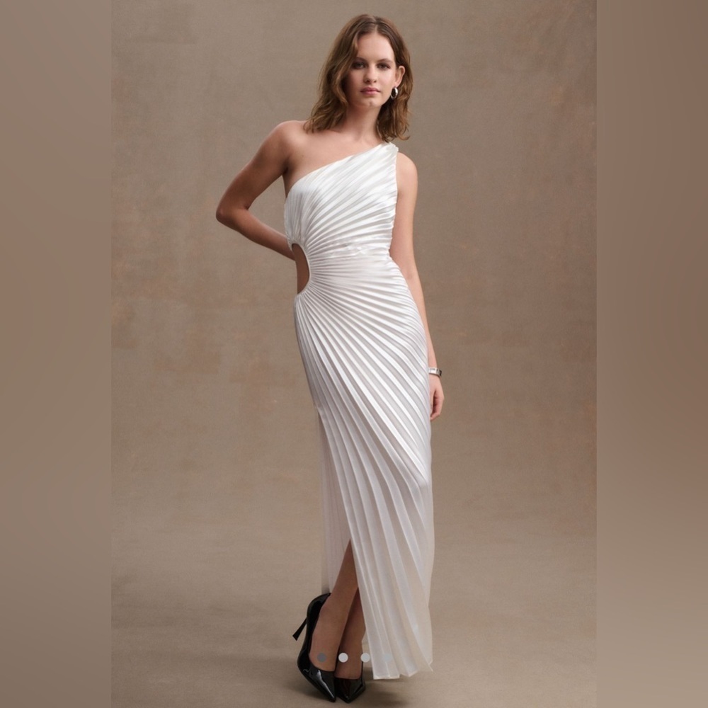 NWT Delfi Collective Solie Pleated One-Shoulder Cutout Sheath Gown Large